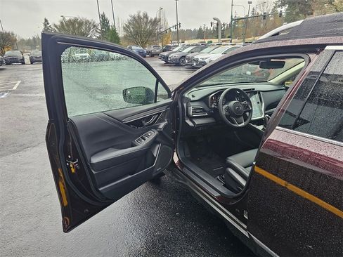Used 2025 Subaru Outback Touring image 19