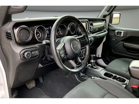 Used 2019 Jeep Wrangler Unlimited Sport AWD/4WD image 16