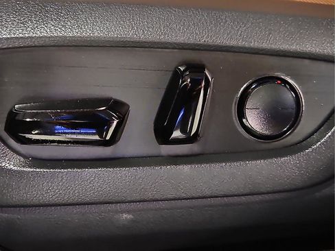 Used 2025 Lexus RX 350 FWD image 19