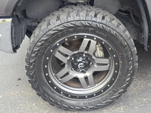 Used 2015 Toyota Tundra 1794 Edition AWD/4WD image 10