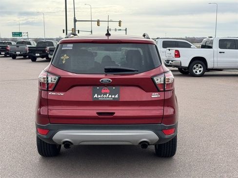 Used 2018 Ford Escape SEL image 6