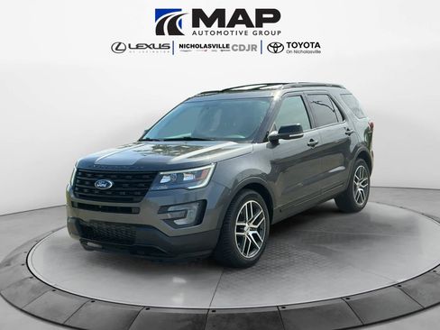 Used 2017 Ford Explorer Sport w/ Equipment Group 401A AWD/4WD image 1