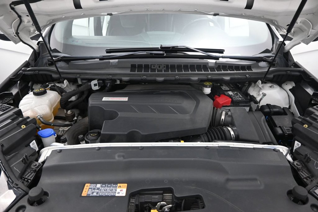 Used 2020 Ford Edge ST w/ Equipment Group 401A AWD/4WD image 13