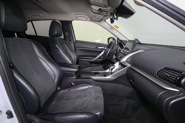 Used 2024 Mitsubishi Eclipse Cross AWD image 16