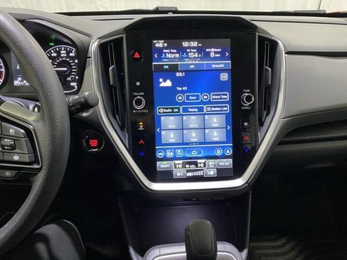 Used 2024 Subaru Crosstrek 2.0i Premium image 18