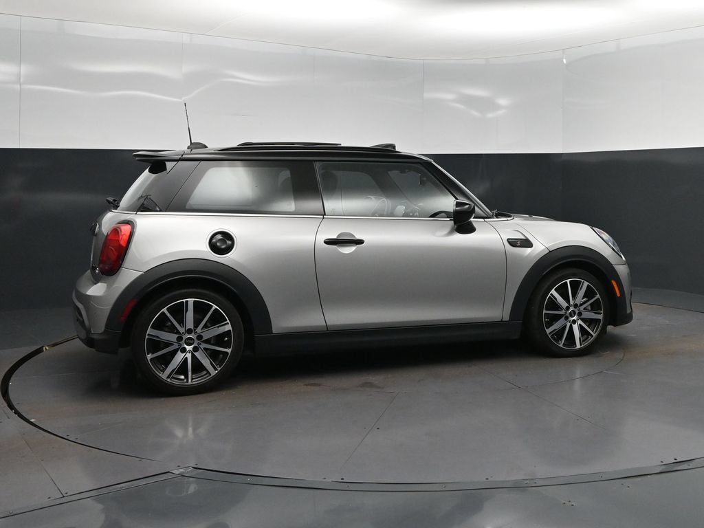 Used 2024 MINI Cooper S FWD image 8