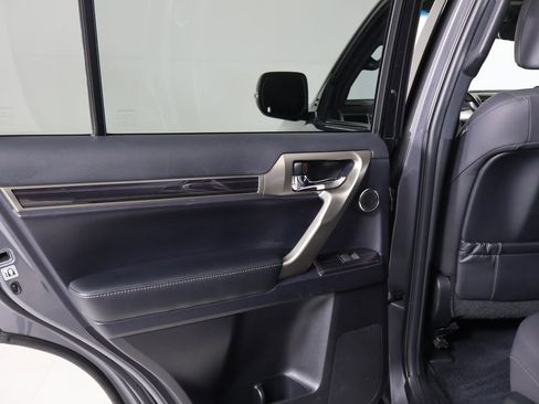 Used 2021 Lexus GX 460 Premium image 20