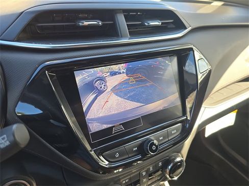 Used 2021 Chevrolet TrailBlazer RS w/ Convenience Package image 20