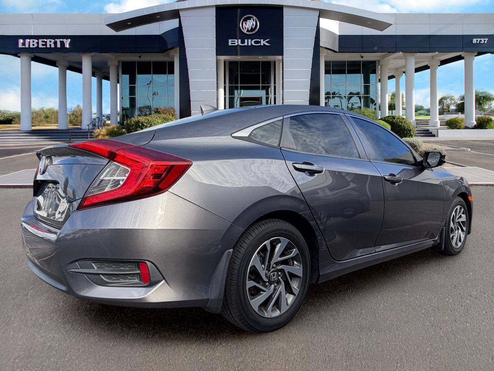 Used 2017 Honda Civic EX image 2