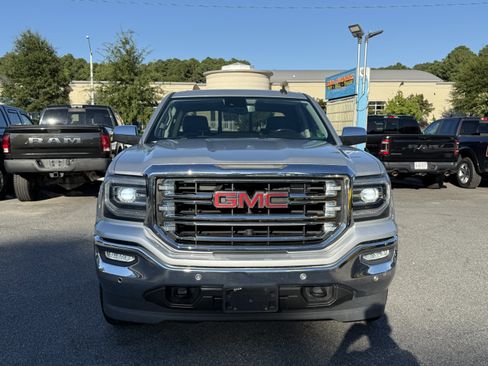Used 2018 GMC Sierra 1500 SLT image 3