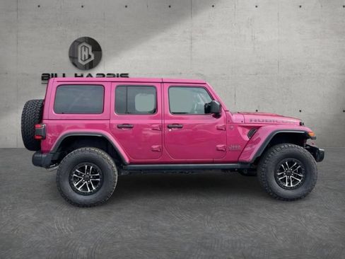 Used 2024 Jeep Wrangler Unlimited Rubicon AWD/4WD image 2