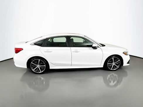 Certified 2022 Honda Civic Touring image 4