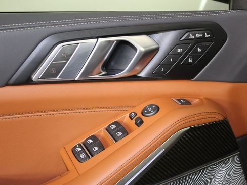 New 2026 BMW X7 M60i image 24