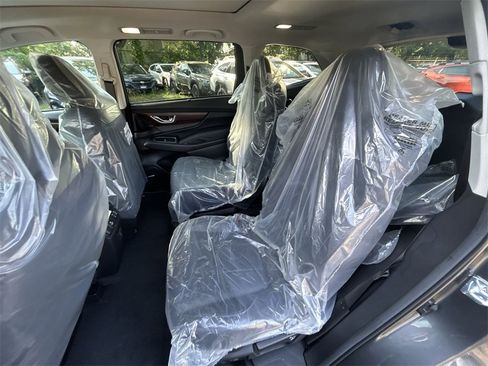 New 2025 Subaru Ascent Touring w/ Popular Package #1 image 12