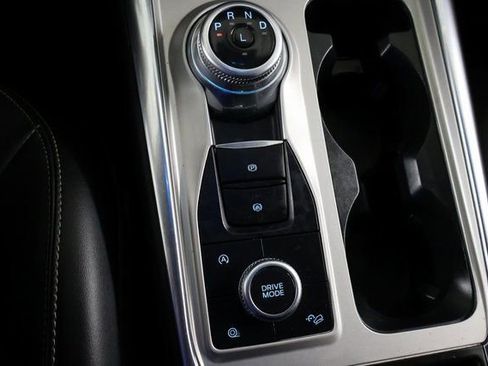 Used 2024 Ford Explorer XLT w/ Equipment Group 202A image 20