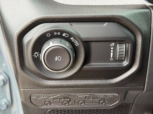 Used 2024 Jeep Wrangler Sport AWD/4WD image 27