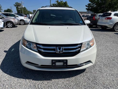 Used 2016 Honda Odyssey SE image 3