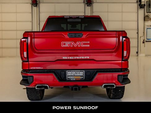 Used 2024 GMC Sierra 1500 AT4 w/ Technology Package AWD/4WD image 7