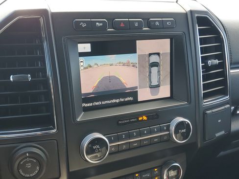 Used 2021 Ford Expedition Limited AWD/4WD image 17