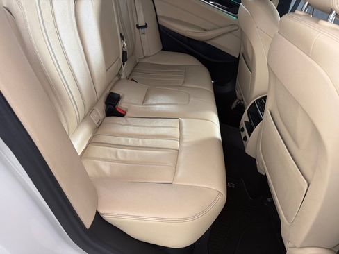 Used 2018 BMW 530i w/ Premium Package RWD image 22