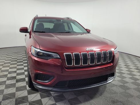 Used 2020 Jeep Cherokee Latitude FWD image 14