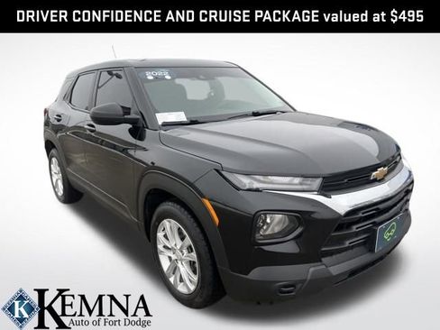 Used 2022 Chevrolet TrailBlazer LS image 1