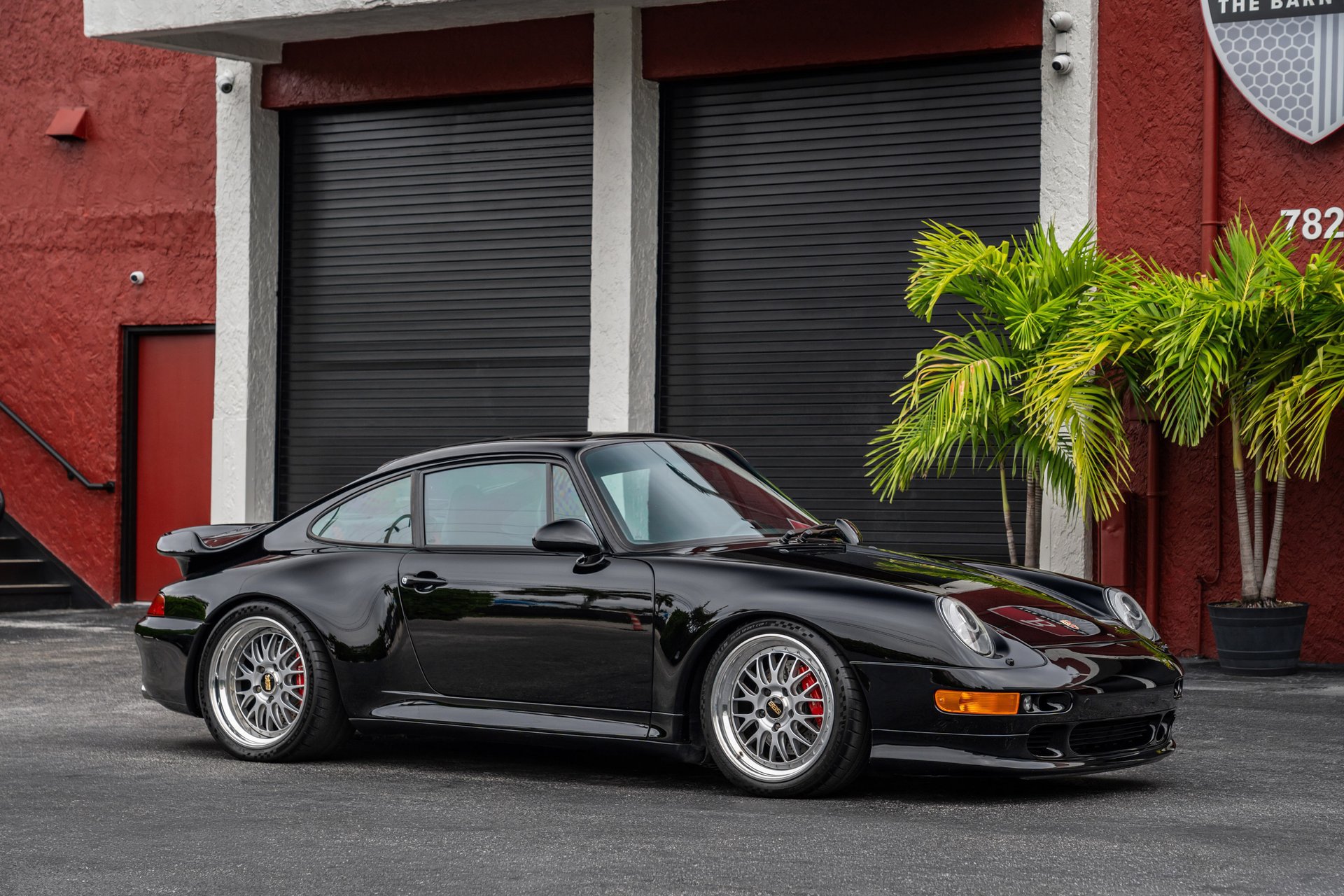 Used 1996 Porsche 911 Turbo RWD image 6