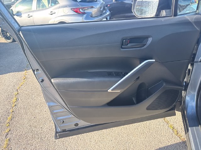 Used 2023 Toyota Corolla Cross LE FWD image 12