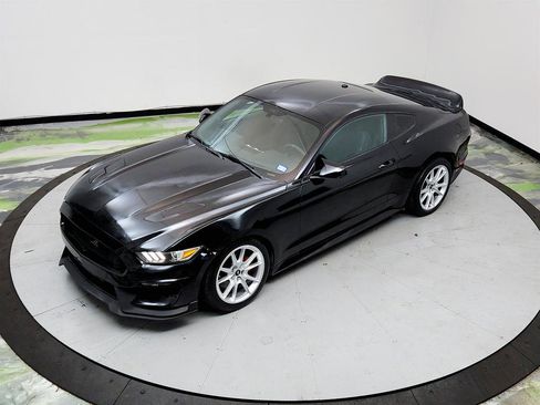 Used 2015 Ford Mustang GT Premium image 29