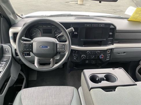 Used 2024 Ford F250 XLT image 21