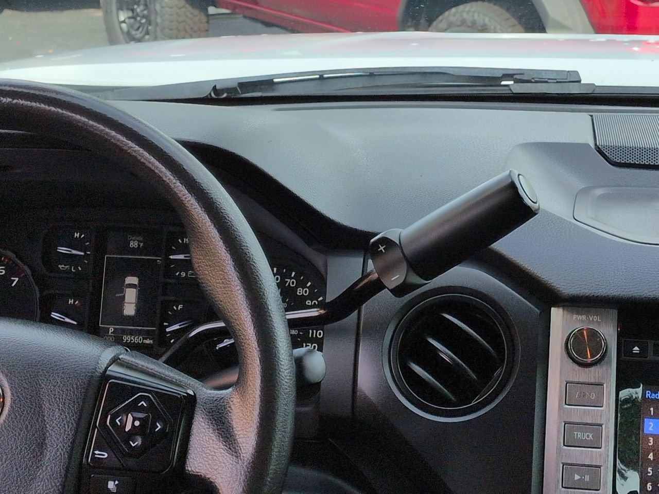 Used 2018 Toyota Tundra SR RWD image 19