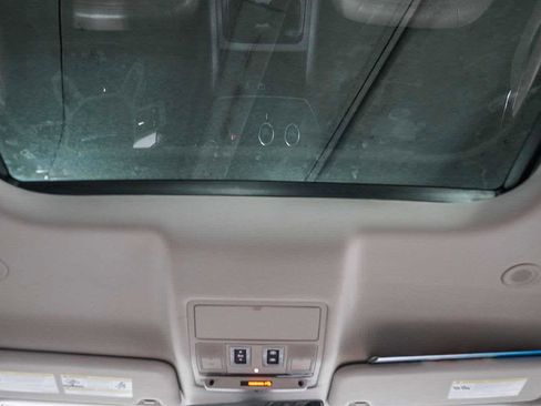 Used 2020 Land Rover Defender 110 HSE image 18