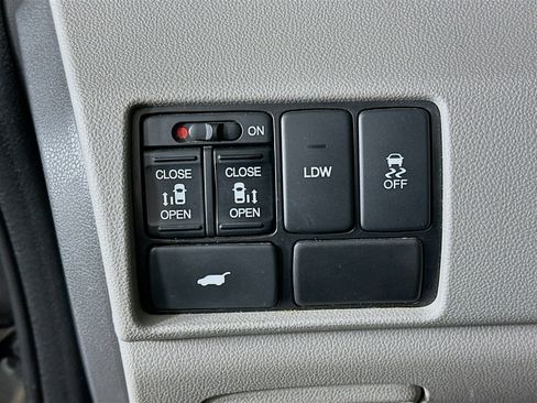 Used 2017 Honda Odyssey EX-L image 16