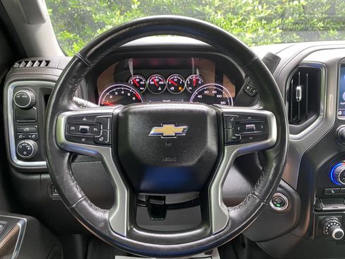 Used 2022 Chevrolet Silverado 1500 LT w/ Bed Protection Package RWD image 19