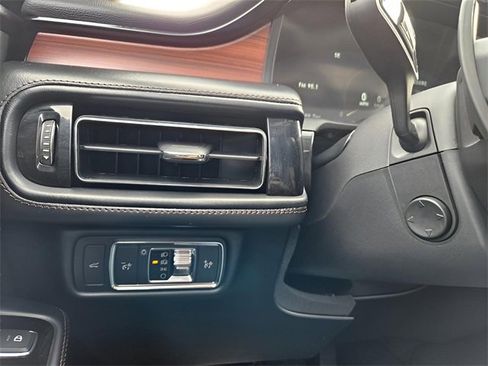 Used 2022 Lincoln Aviator Reserve image 33