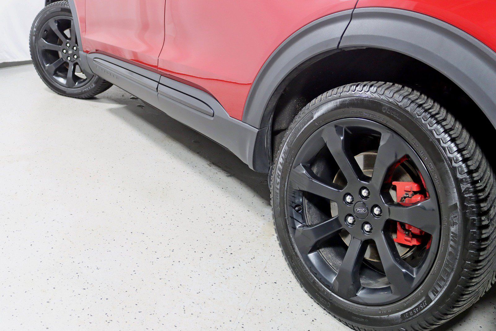 Used 2020 Ford Explorer ST w/ ST Street Pack AWD/4WD image 12