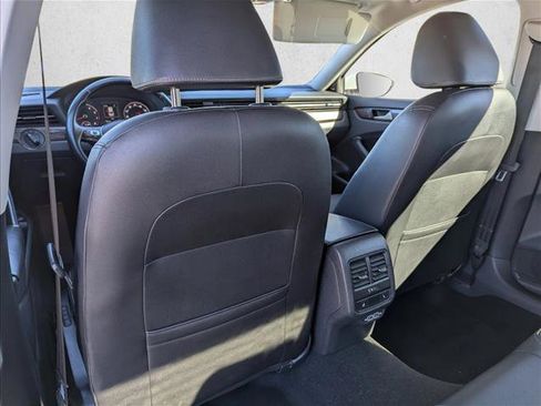 Used 2020 Volkswagen Passat 2.0T SEL image 25