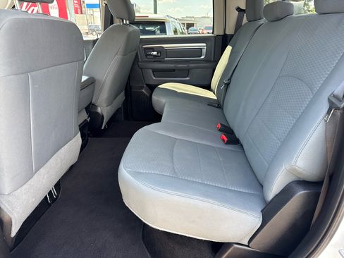 Used 2017 RAM 2500 SLT image 19