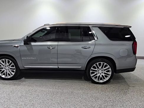 Used 2026 GMC Yukon Denali w/ Denali Reserve Package AWD/4WD image 5