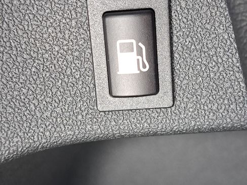 New 2026 BMW X5 xDrive50e w/ M Sport Package image 23