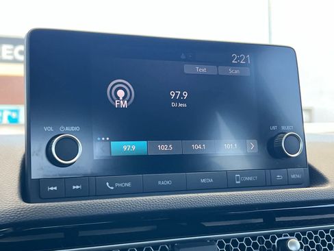 Used 2025 Honda Civic Sport image 18