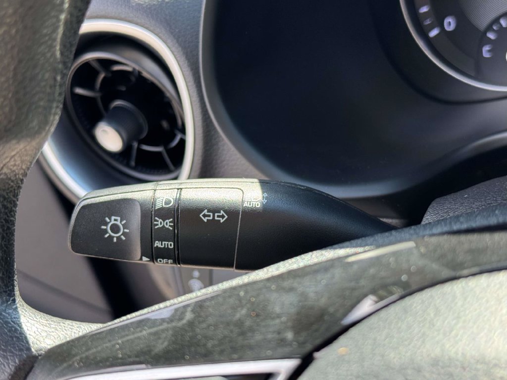 Used 2022 Kia Forte LXS FWD image 24