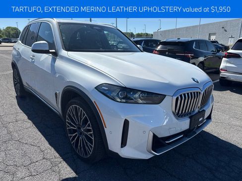 Used 2024 BMW X5 xDrive40i w/ Premium Package AWD/4WD image 4