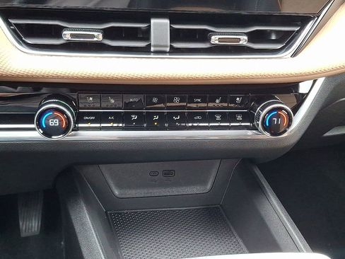 New 2026 Chevrolet Equinox ACTIV w/ Convenience Package III image 38