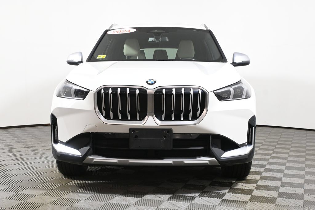 Used 2024 BMW X1 xDrive28i w/ Convenience Package AWD/4WD image 10