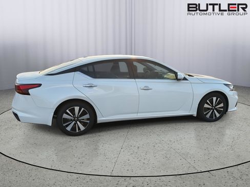 Used 2021 Nissan Altima 2.5 SL FWD image 7