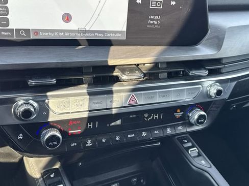 Used 2023 Kia Telluride SX X-Line image 22