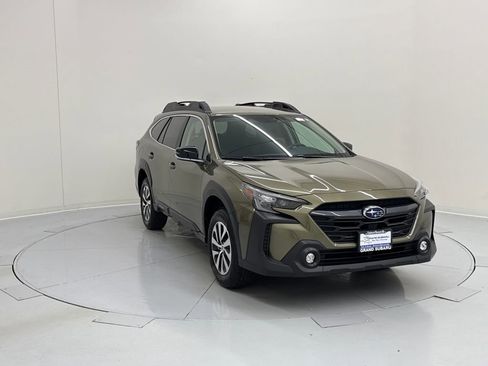 Certified 2025 Subaru Outback Premium w/ Popular Package #1A image 7