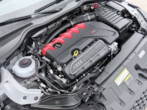 Used 2019 Audi TT RS image 23