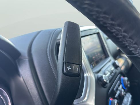 Used 2019 Chevrolet Silverado 1500 LT w/ Convenience Package AWD/4WD image 23